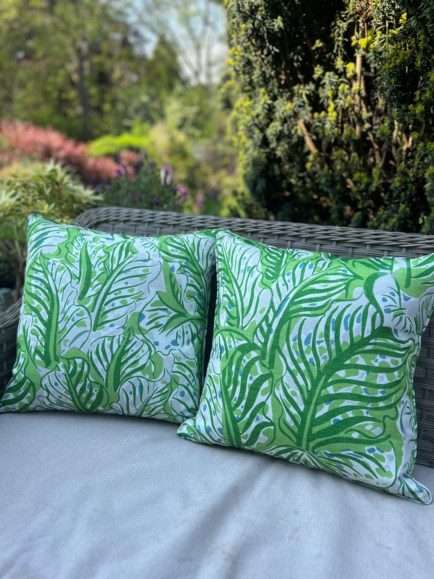 INDOOR/OUTDOOR Christopher Farr Millie Feuilles Cushion