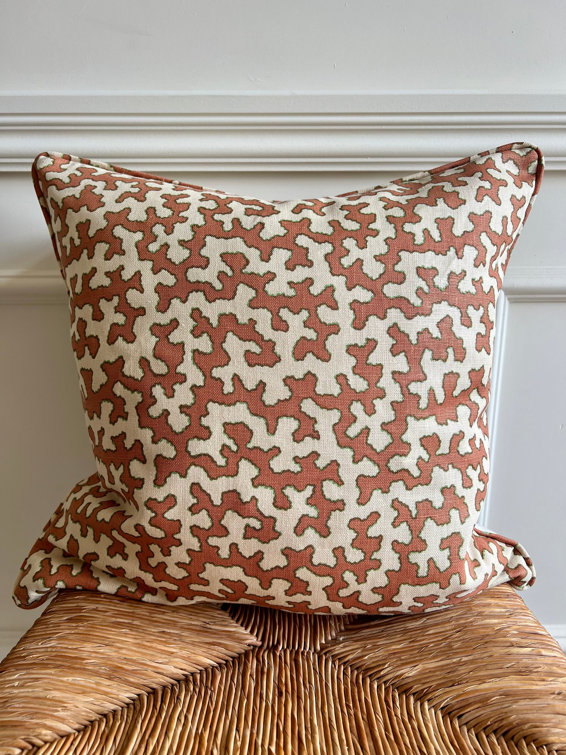 Colefax Fowler Cushions - Luxury cushions in Sibyl Colefax John Fowler Fabric (Apricot Squiggle) 