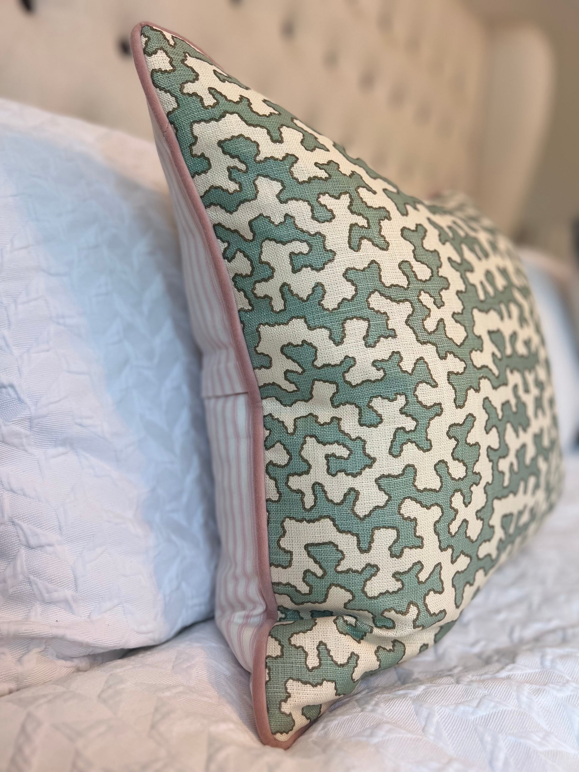 Colefax Fowler Cushions - Luxury cushions in Colefax Fowler Fabric (Aqua Squiggle) 